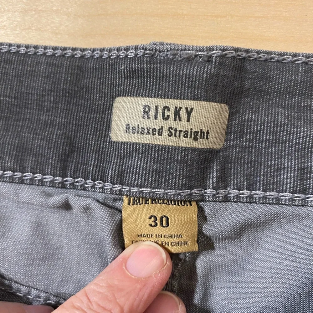True Religion Ricky Relaxed Straight Corduroy Shorts Size 30 (LQ)